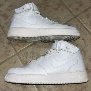 Nike Air Force 1 ‘07 Mid Triple White size 10